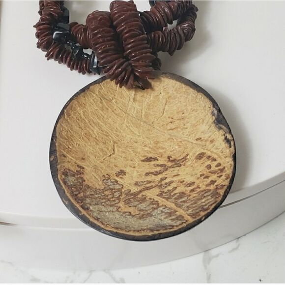 ARTISAN Coconut Shell Beaded Twist Necklace - Picture 9 of 9